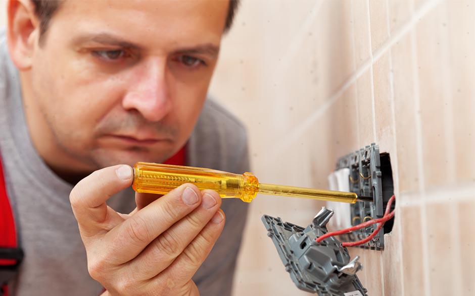 prix d'un électricien Montataire